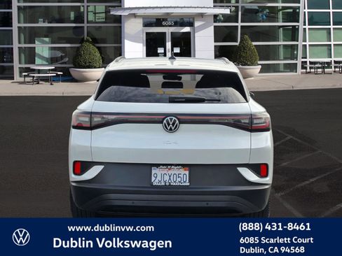 Certified 2023 Volkswagen ID.4 Pro S image 5