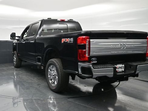 New 2026 Ford F250 King Ranch w/ Chrome Package AWD/4WD image 9