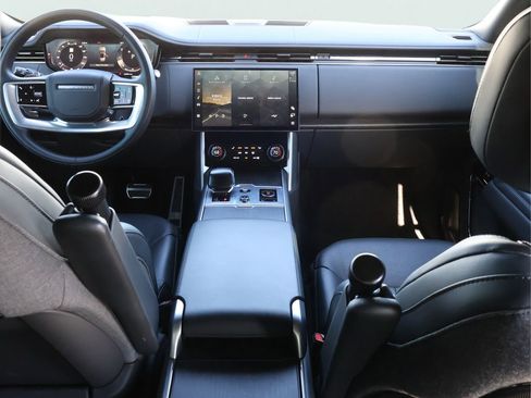 Certified 2023 Land Rover Range Rover SV image 22