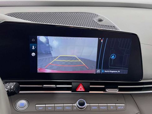 Used 2023 Hyundai Elantra SEL w/ Convenience Package image 14