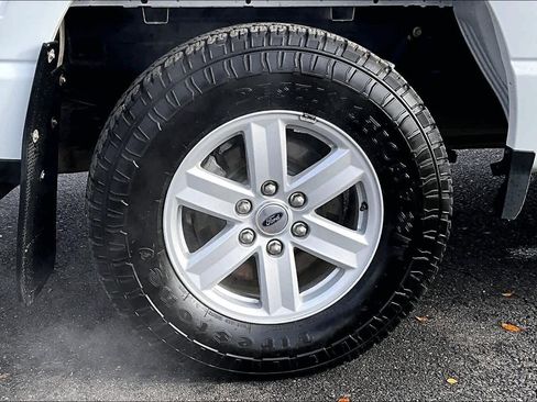 Used 2023 Ford F150 XLT w/ Equipment Group 301A Mid image 40