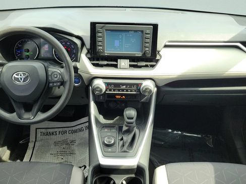 Used 2020 Toyota RAV4 XLE AWD/4WD image 13