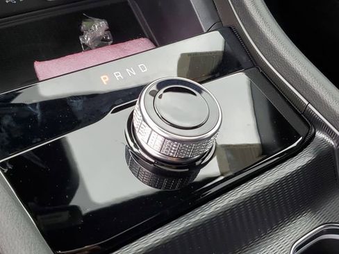 New 2025 Jeep Grand Cherokee L Laredo w/ Luxury Tech Group I image 12