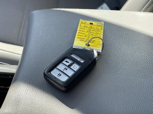 Used 2019 Honda CR-V EX-L image 41