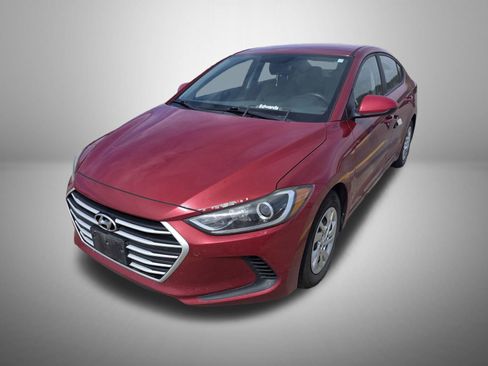 Used 2018 Hyundai Elantra SE image 1