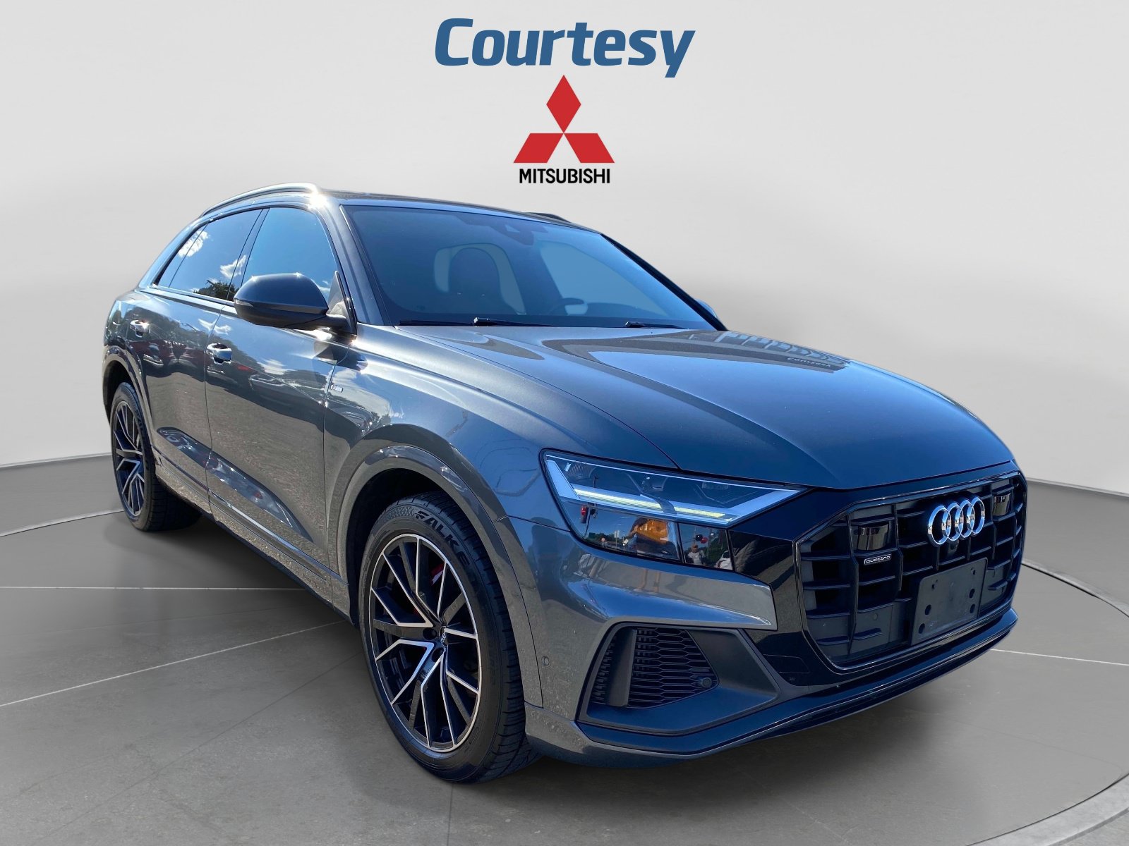 Used 2020 Audi Q8 Premium Plus AWD/4WD image 9