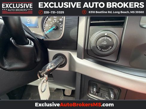 Used 2021 Ford F150 XLT w/ Trailer Tow Package image 14