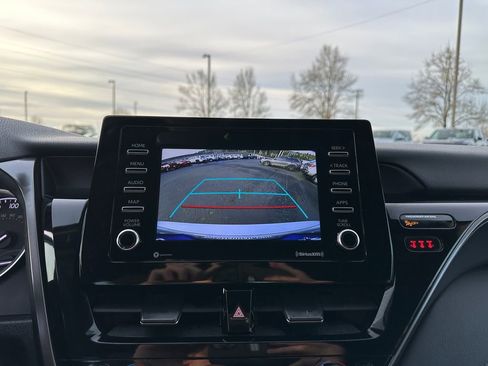 Used 2023 Toyota Camry LE image 18