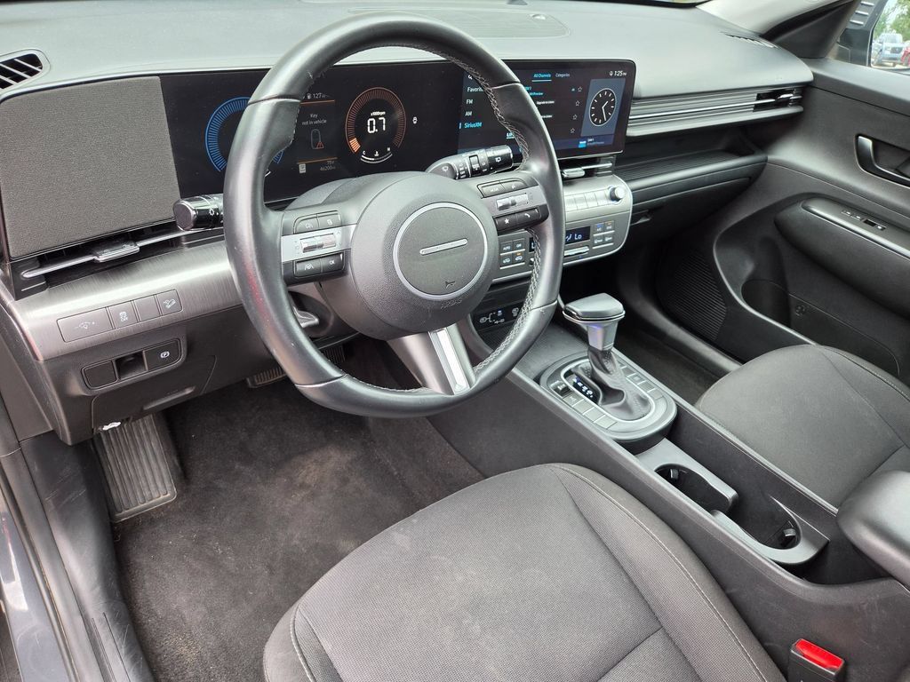 Used 2024 Hyundai Kona SEL AWD/4WD image 14