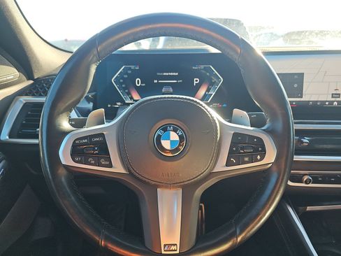 Used 2025 BMW X6 xDrive40i w/ Climate Comfort Package AWD/4WD image 3