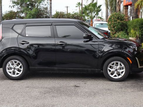 Used 2024 Kia Soul LX w/ Option Group 015 image 10