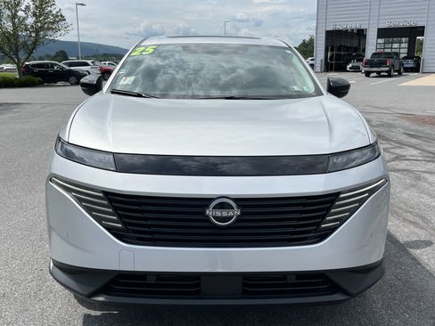 Used 2025 Nissan Murano SL AWD/4WD image 12
