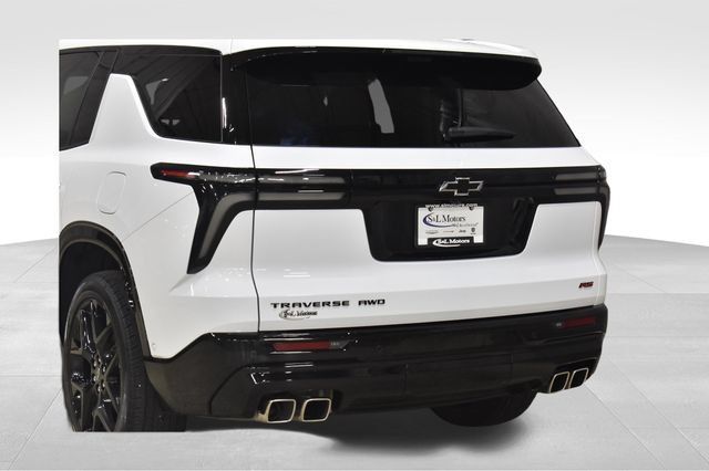 Used 2024 Chevrolet Traverse RS w/ LPO, Floor Liner Package AWD/4WD image 41