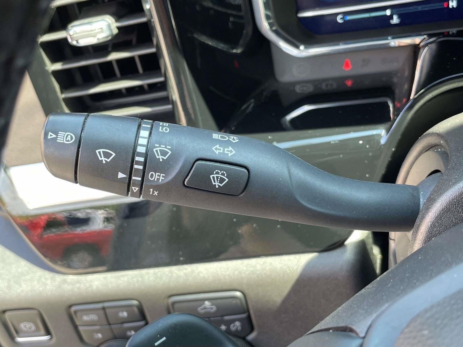 Used 2023 Chevrolet Silverado 1500 RST AWD/4WD image 19