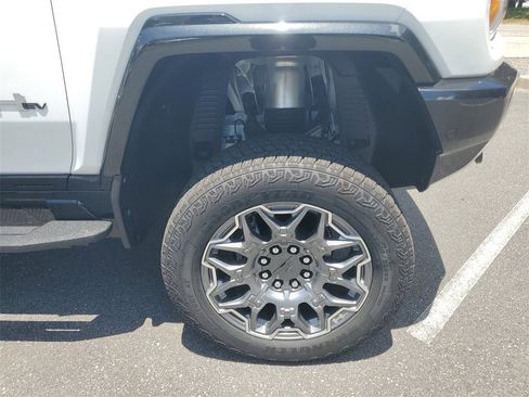 New 2025 GMC Hummer EV 3X image 7