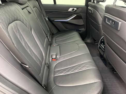 Used 2021 BMW X5 xDrive40i w/ Premium Package AWD/4WD image 29