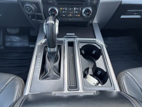 Used 2017 Ford F150 Platinum w/ FX4 Off-Road Package AWD/4WD image 20