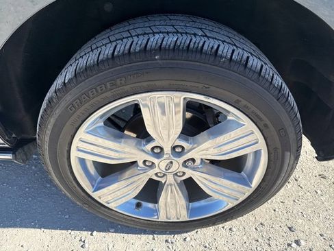 Used 2024 Ford Expedition Max Platinum image 16