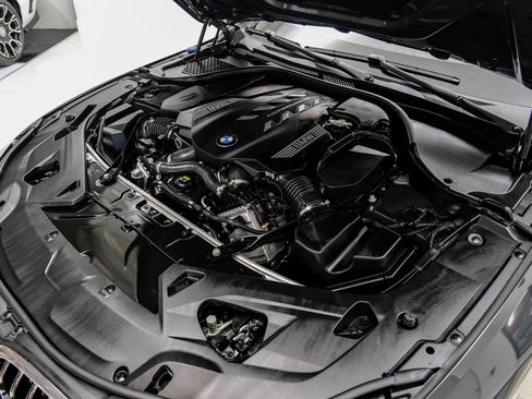 Used 2022 BMW M850i xDrive Coupe w/ Driving Assistance Package AWD/4WD image 52