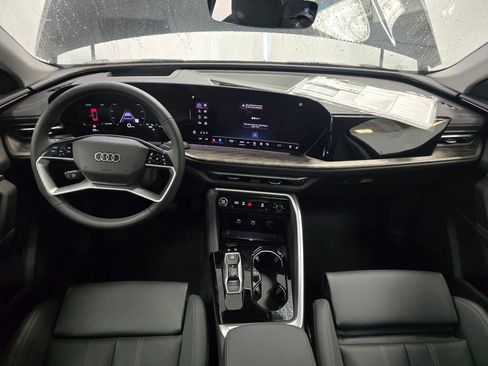 New 2025 Audi Q5 Premium Plus image 18