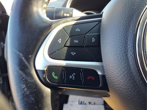 Used 2019 Jeep Compass Limited w/ Safety & Security Group image 18