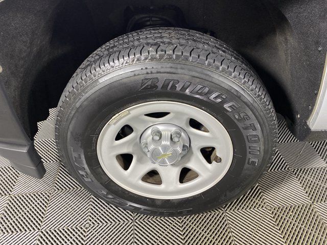 Used 2017 Chevrolet Silverado 1500 W/T AWD/4WD image 11