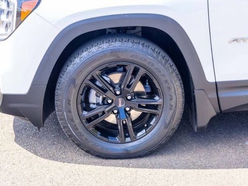 Used 2022 GMC Terrain AT4 w/ Infotainment Package II image 13