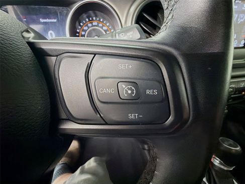 Used 2022 Jeep Wrangler Unlimited Sport AWD/4WD image 41