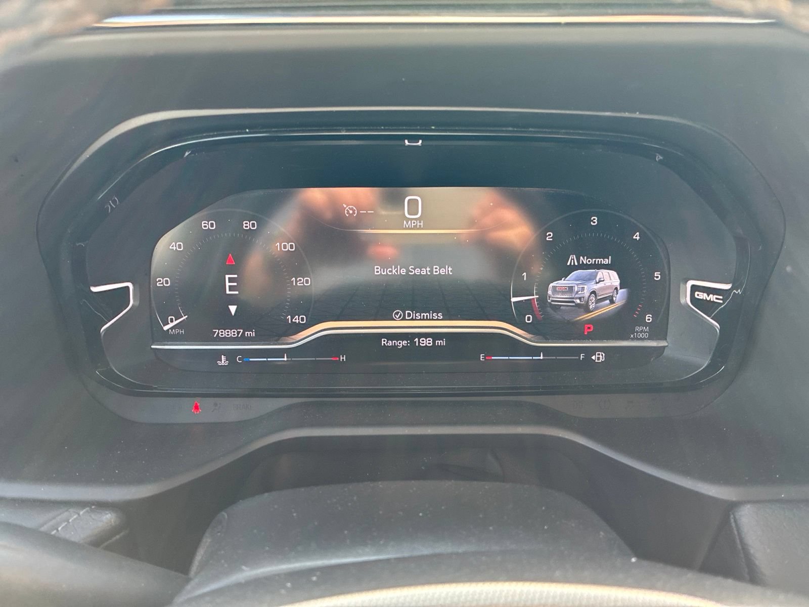 Used 2023 GMC Yukon Denali RWD image 18