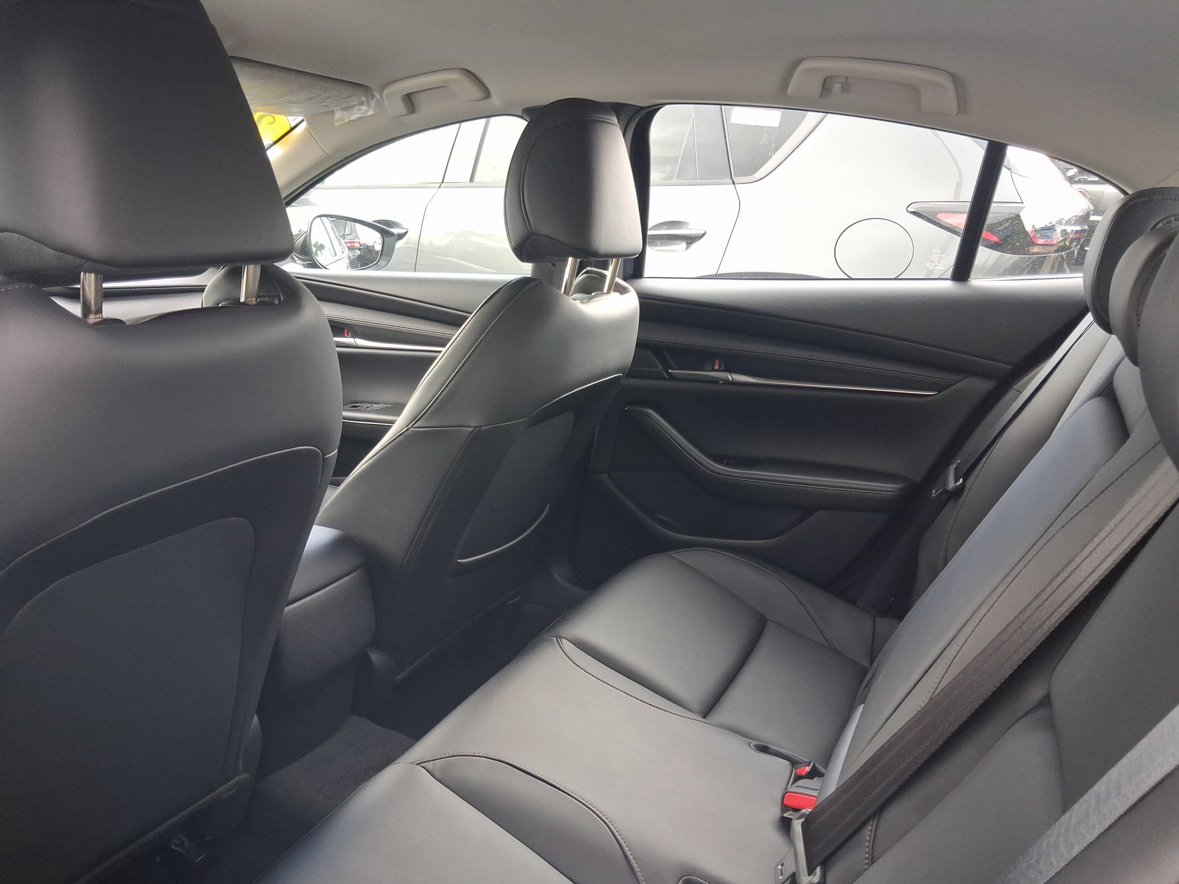 Certified 2026 MAZDA MAZDA3 s Sport FWD image 5