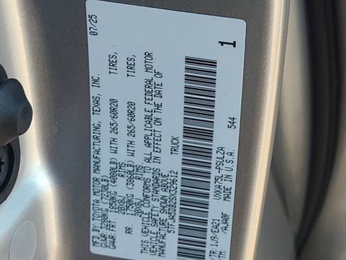 Certified 2025 Toyota Tundra Limited image 33