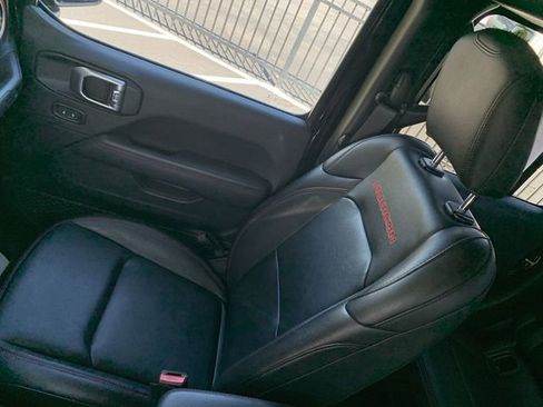 Used 2021 Jeep Gladiator Rubicon AWD/4WD image 29
