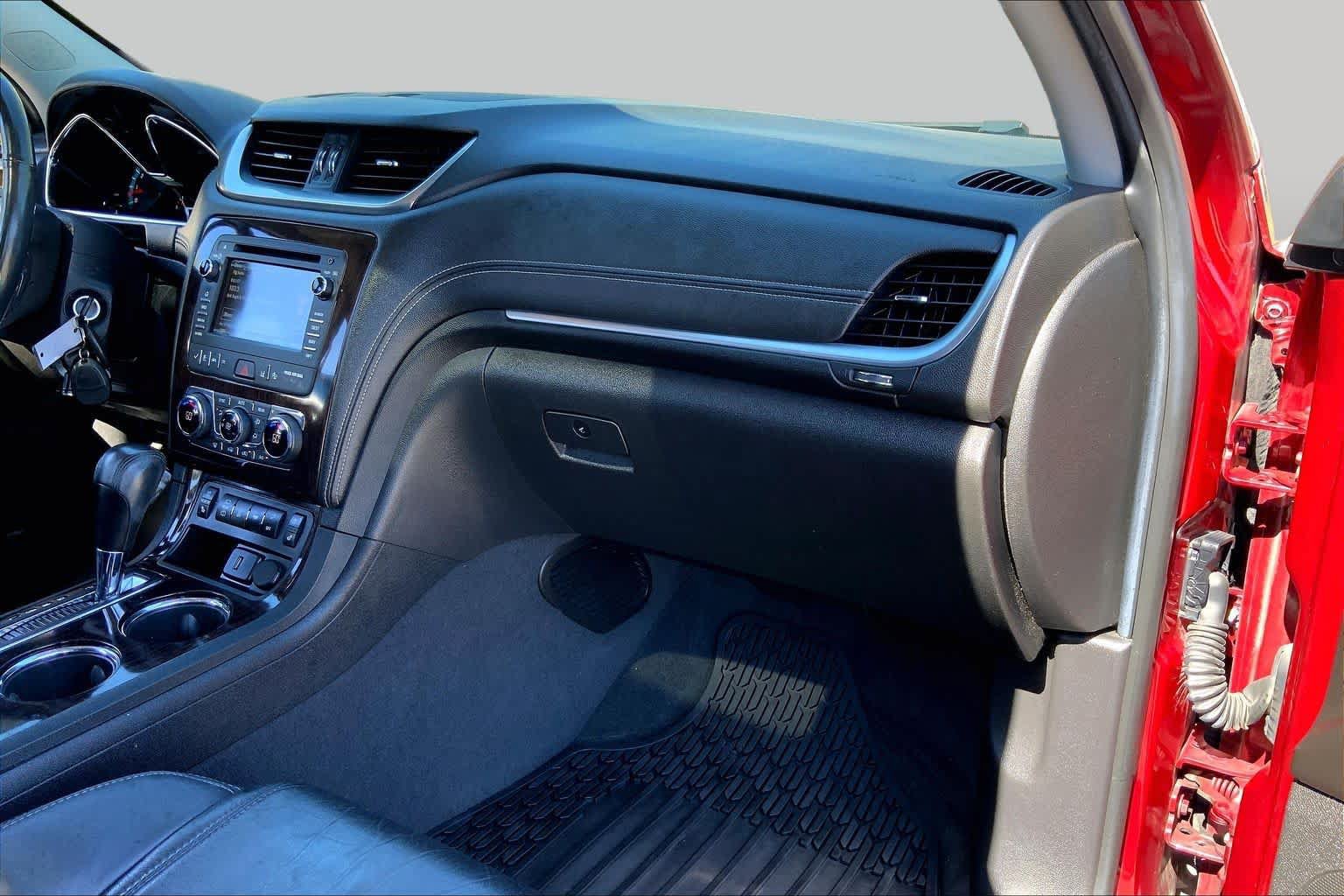 Used 2015 Chevrolet Traverse LTZ w/ LPO, 'HIT The Road' Package AWD/4WD image 19