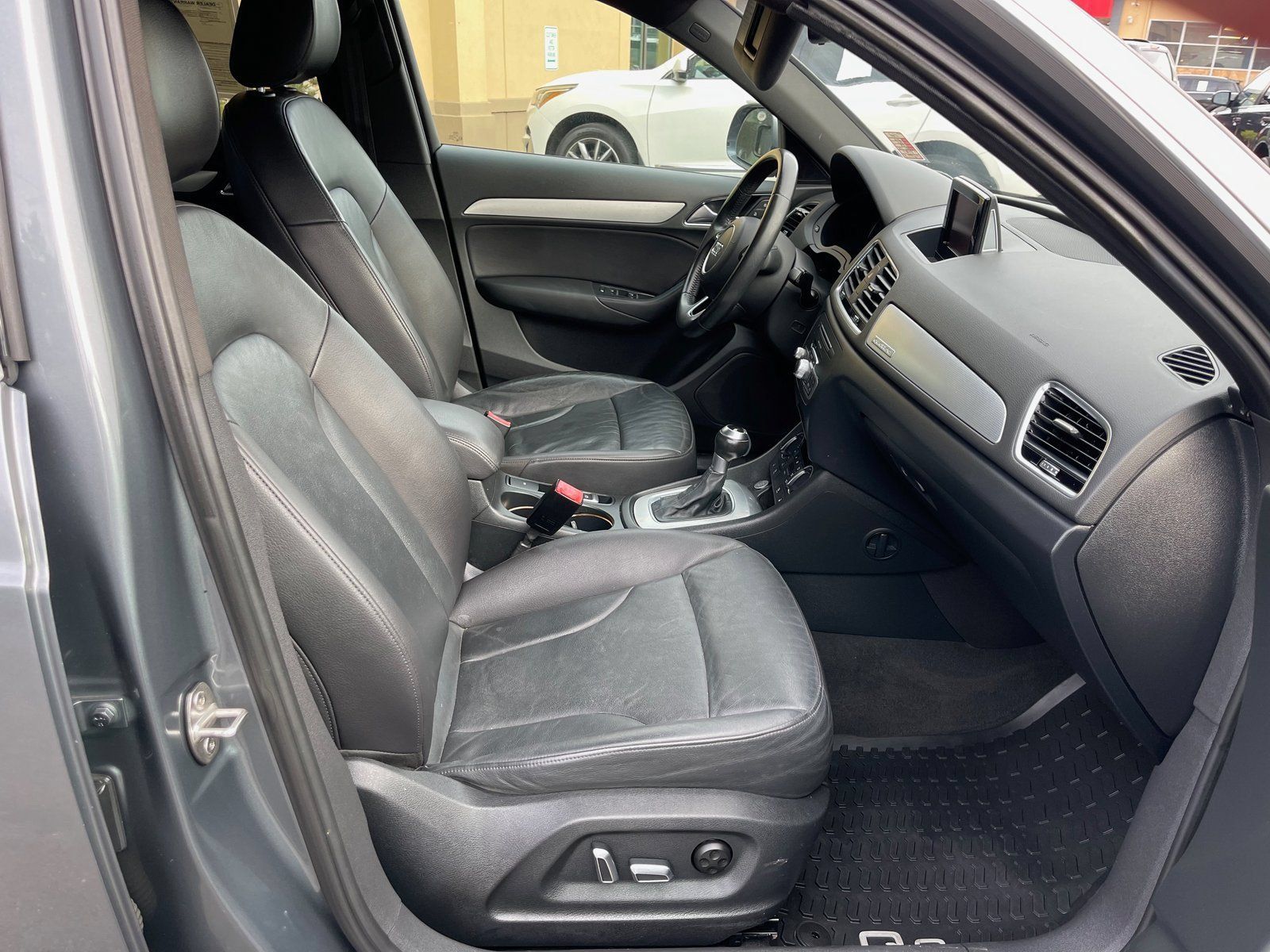 Used 2016 Audi Q3 2.0T Premium Plus AWD/4WD image 21