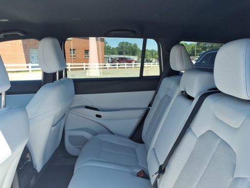 New 2026 Jeep Cherokee Laredo AWD/4WD image 7