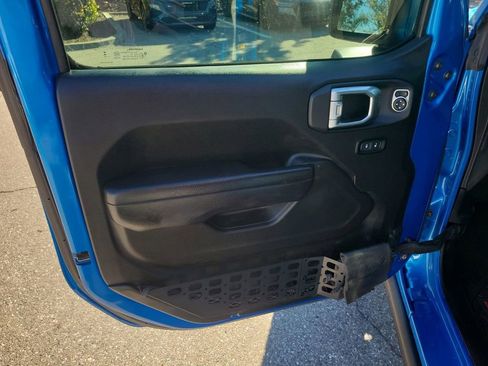 Used 2024 Jeep Gladiator Mojave image 36