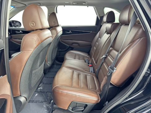 Used 2019 Kia Sorento SX w/ SX Touring Package image 41