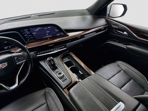 Used 2021 Cadillac Escalade Premium Luxury w/ Driver Assist Tech Package AWD/4WD image 27