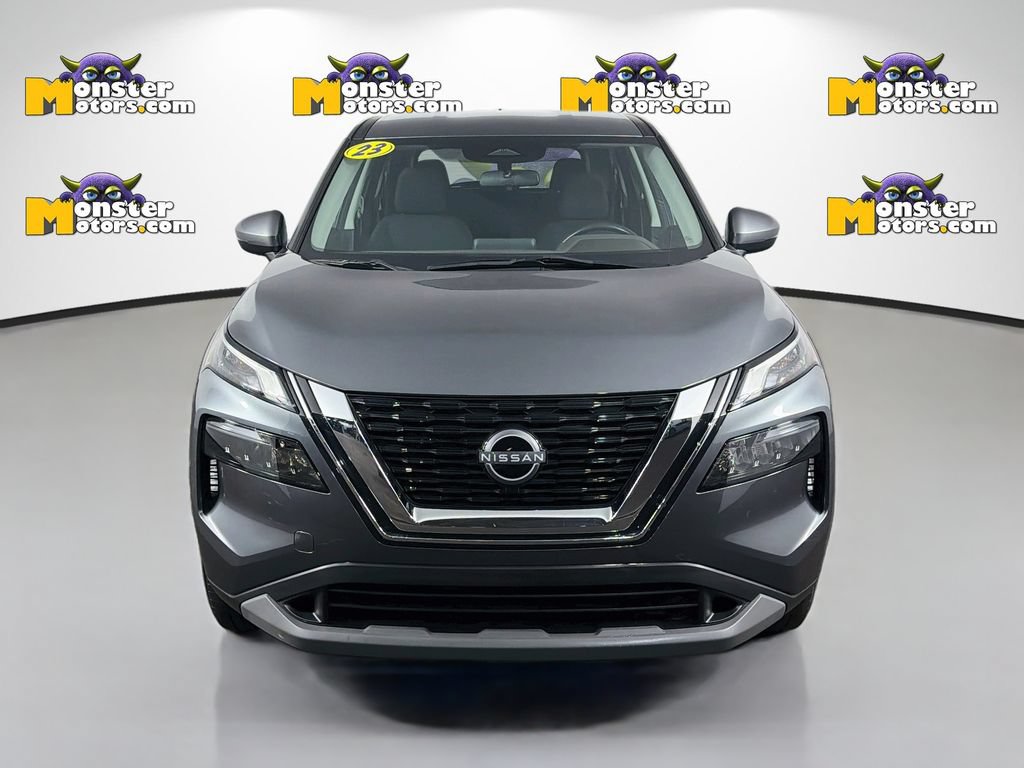 Used 2023 Nissan Rogue S AWD/4WD image 2