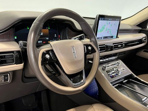Used 2022 Lincoln Aviator Reserve w/ Elements Package Plus image 28