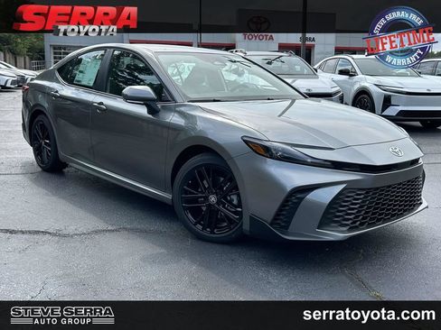 New 2026 Toyota Camry SE w/ Convenience Package FWD image 1