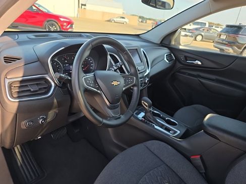 Used 2024 Chevrolet Equinox LT image 10