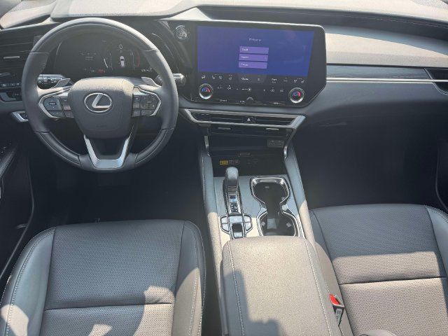 Certified 2025 Lexus RX 350 Premium w/ Kick Sensor & Tow Package AWD/4WD image 18