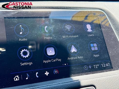 Used 2023 Cadillac XT4 Premium Luxury w/ Cold Weather Package FWD image 15