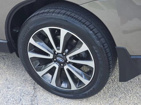 Used 2017 Subaru Forester 2.0XT Touring AWD/4WD image 17