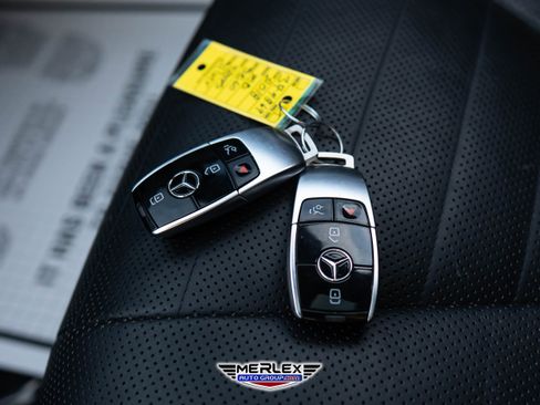 Used 2018 Mercedes-Benz S 560 4MATIC Sedan image 56