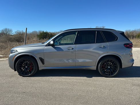 New 2026 BMW X5 xDrive40i w/ M Sport Package image 5
