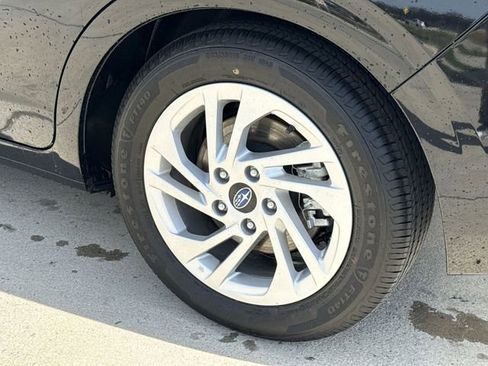 Certified 2025 Subaru Impreza 2.0i image 11