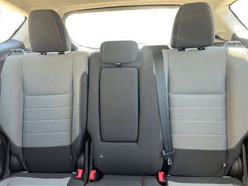 Used 2016 Ford C-MAX SE image 15