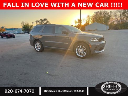 Used 2023 Dodge Durango GT image 8